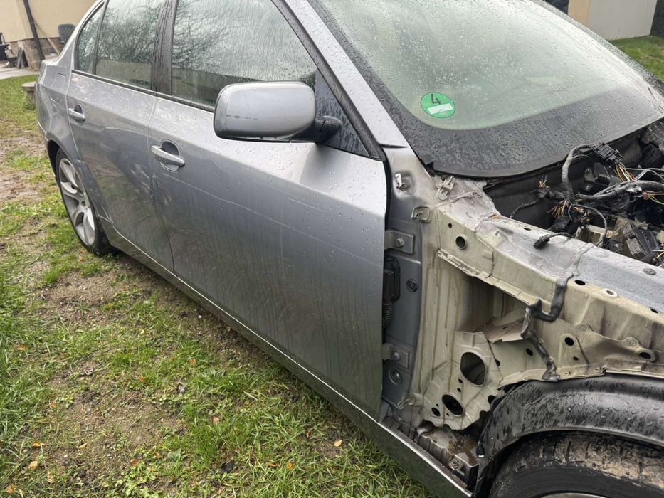 Дзеркало зовнішнє ліве праве BMW e60 2003-2010 5-serie e61 530 520 525