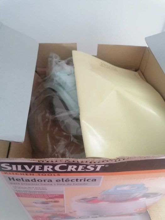 Penha de França Máquina de Gelados Silvercrest 1L (Nova na Caixa)
