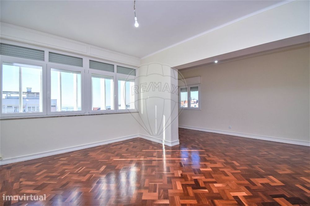 Apartamento T4 para venda