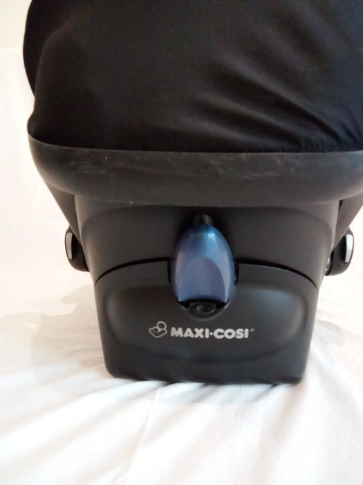Ovo Maxi Cosi Cabriofix com Redutor