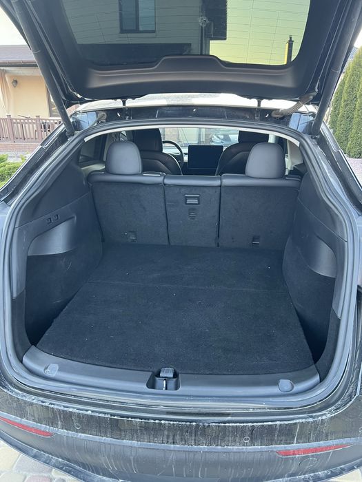 Оренда  Авто прокат TESLA MODEL Y,3