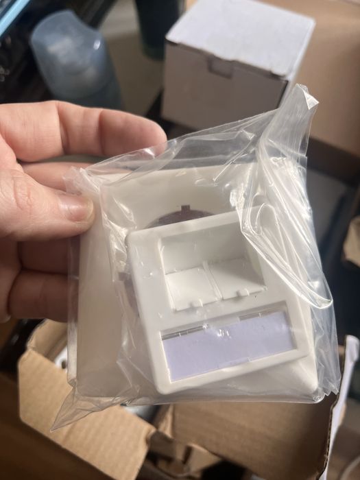 Tomada rede RJ-45 blindada CAT6