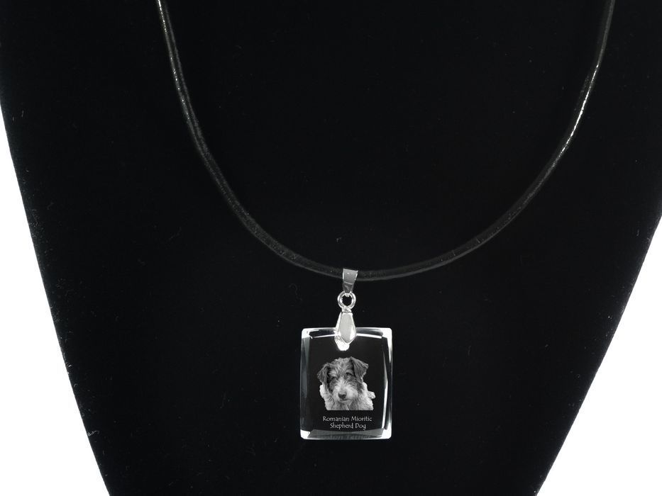 Ciobanesc Romanesc Mioritic wisiorek kryształowy z psem Art-Dog