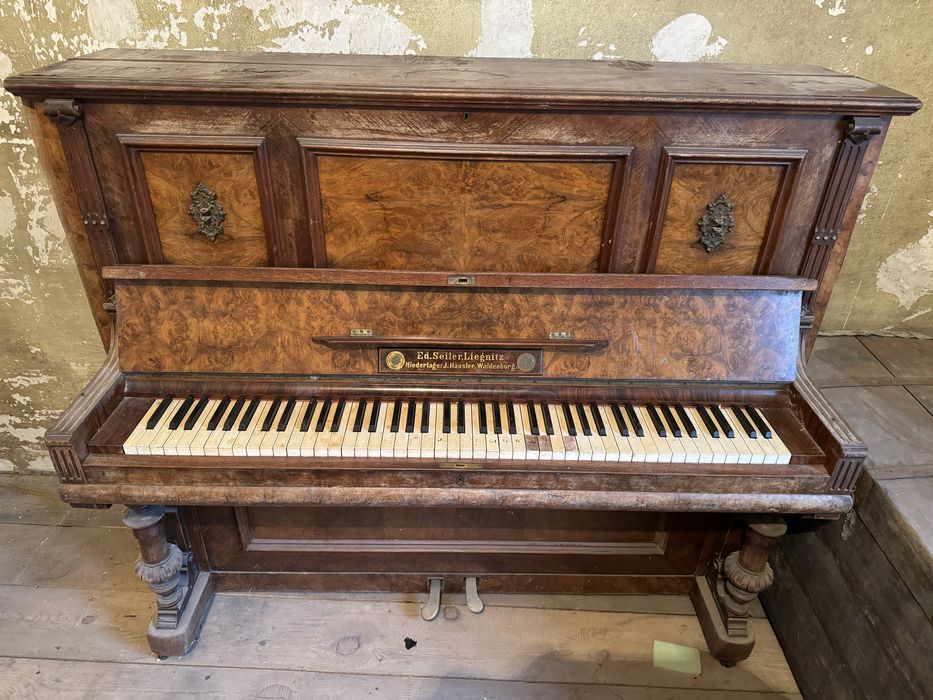 Pianino Ed seiler liegnitz