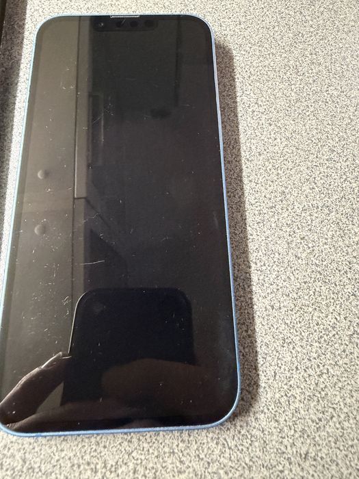Продам iphone 13 128gb