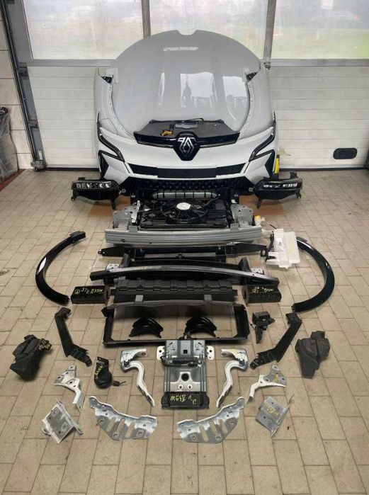 Розборка шрот Renault Talisman Scenic Clio Megane запчастини б/у Рено