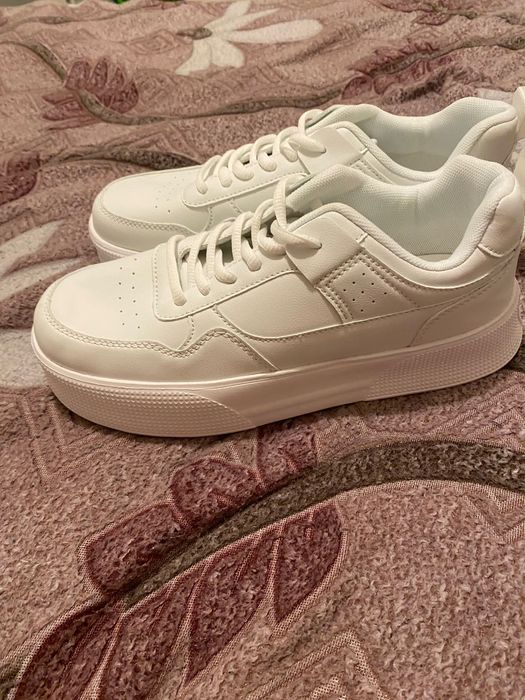 damskie trampki, rozmiar 40