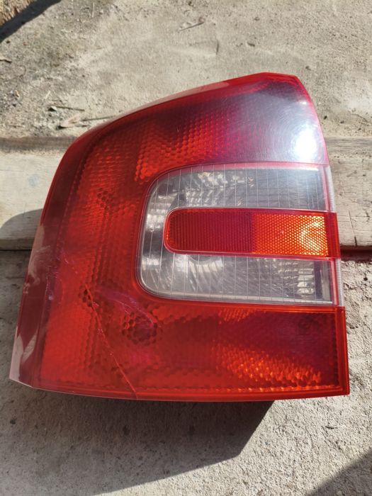 Ліхтар задній лівий Skoda Octavia  А5 Універсал Оригінал