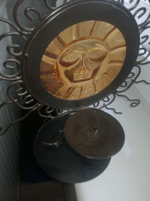 Świecznik metaloplastyka