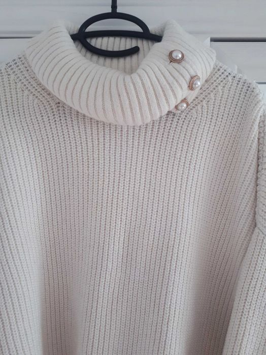 Sweter z perłami H&M