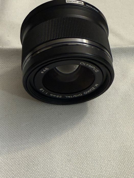 Olympus OM-D E-M10 Mark III