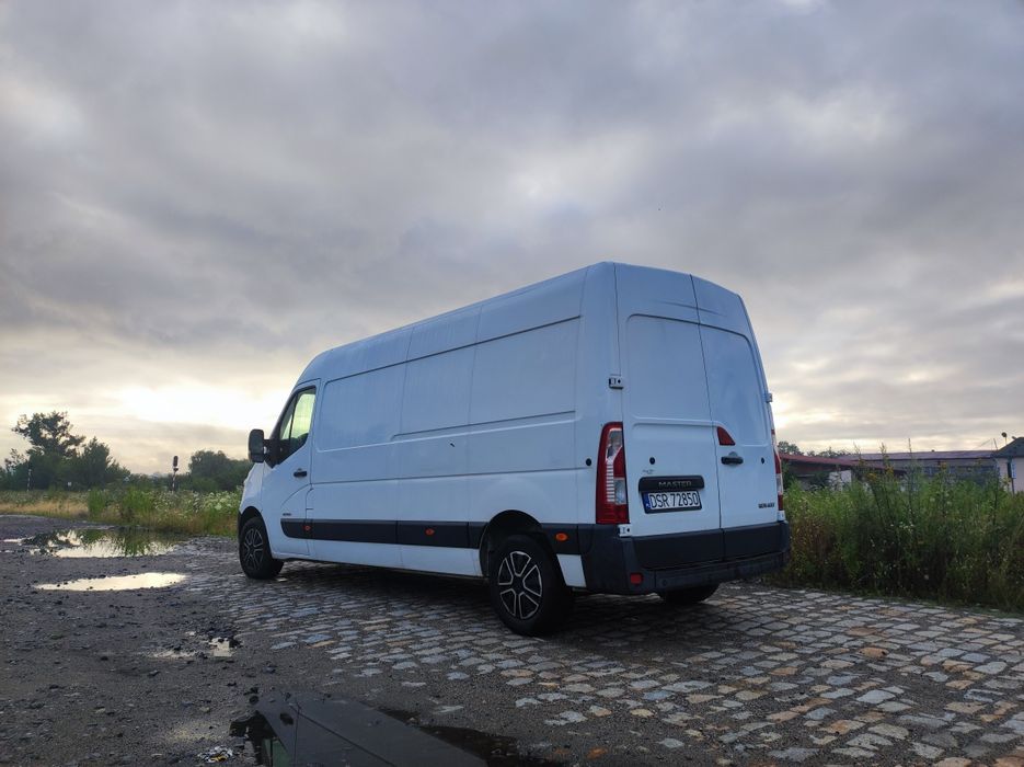 Wynajem busa (blaszak)