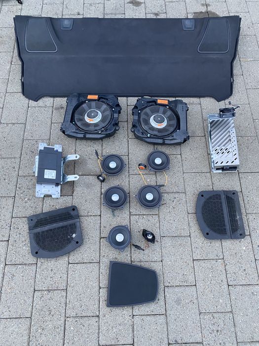 Комплект музики harman-kardon BMW F10 рестайл .