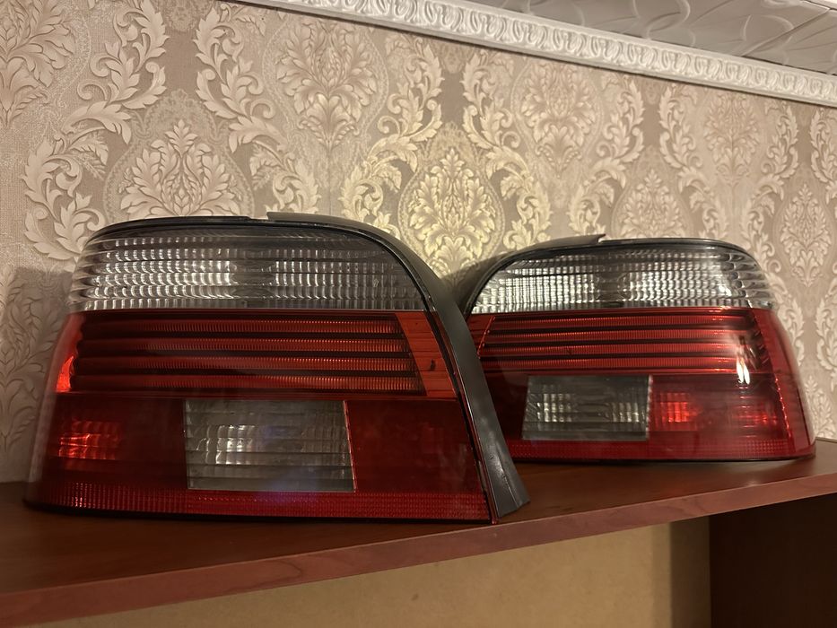 Задние стопы на БМВ е39 Рестайлинг.