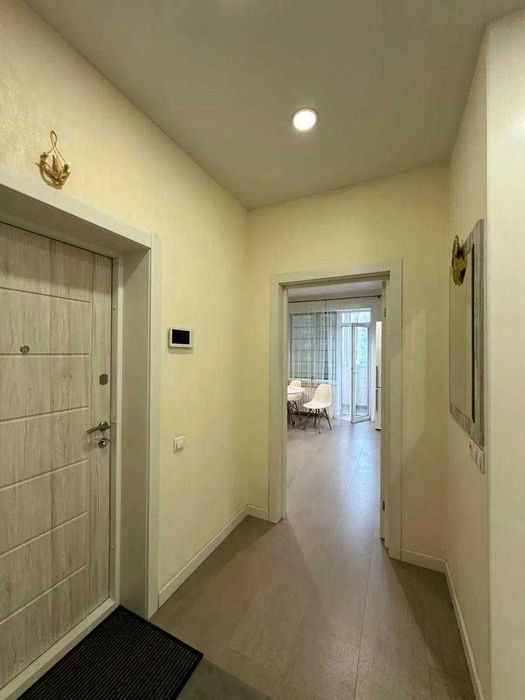 Продам 3 комн. квартиру 109 м² ЖК Приоритет новострой с ремонтом Солнечный NK