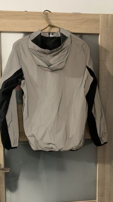 Ellesse kurtka odblaskowa sportowa wiatrówka odblaskowa