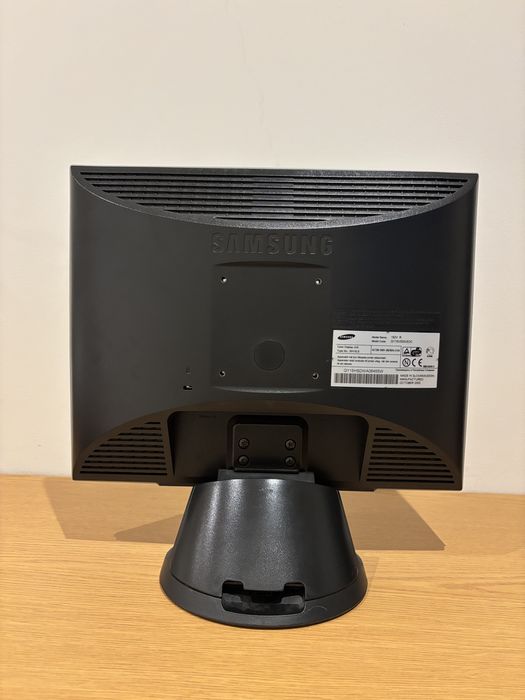 Monitor Samsung SyncMaster 152V