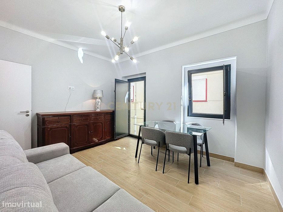 Apartamento T3 para arrendar a passos da praia