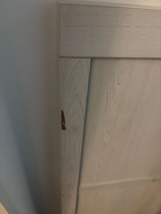 Conjunto de quarto em cinza claro