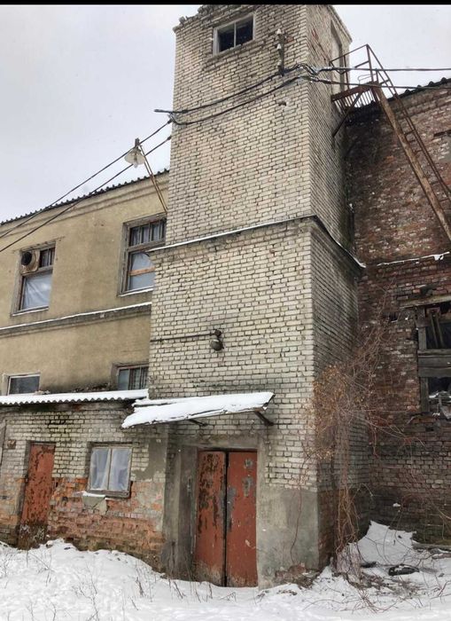 Продам 4000м цех, склад су 1эт Бавария Харьков 380В + подвал