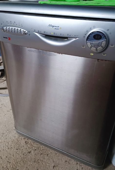 Máquina de lavar loiça Fagor  em excelente estado