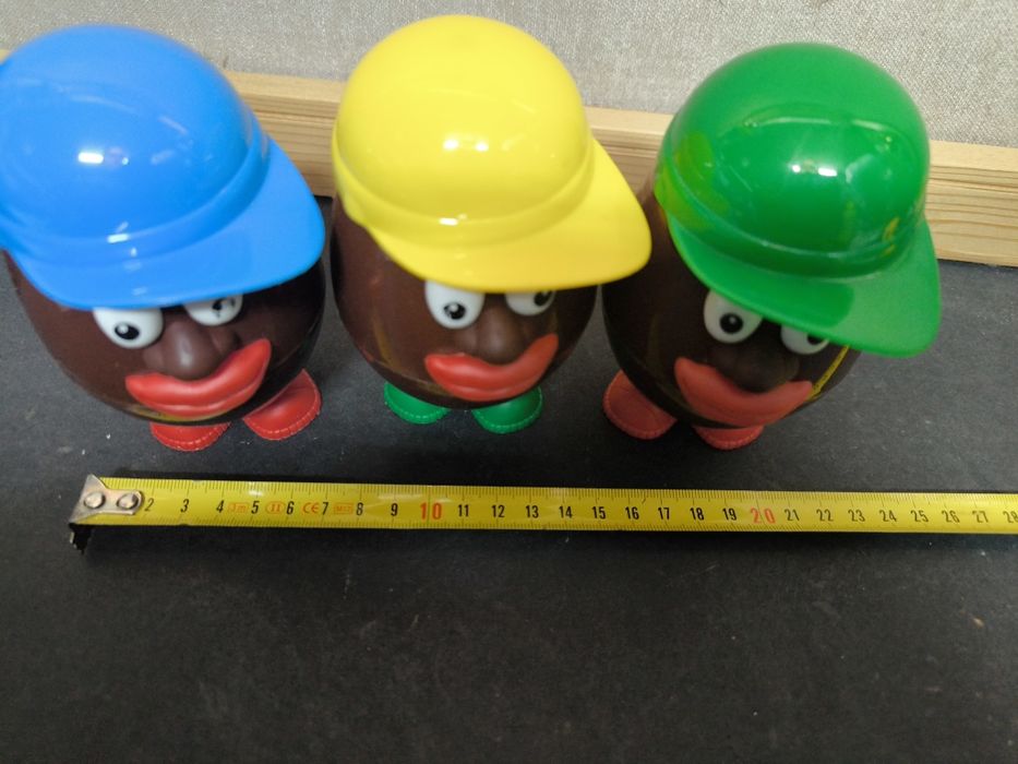 Lote 3 Figuras Colecionáveis Miko Vintage
Conjunto nostálgico de 3 fig