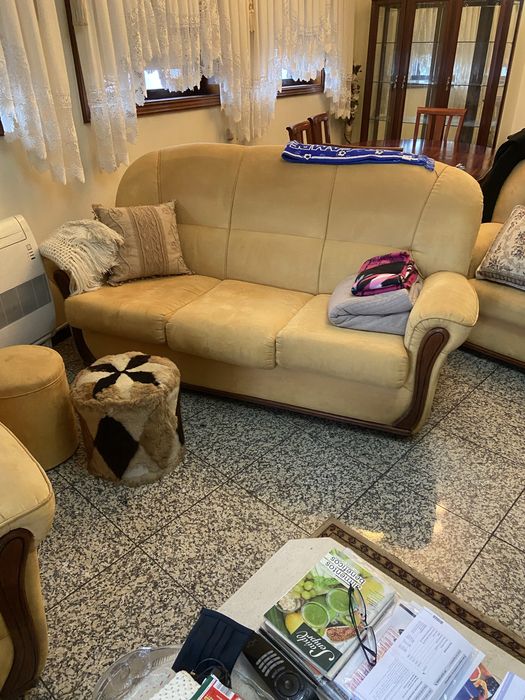 Varios moveis , sapateiras , mesa centro etc