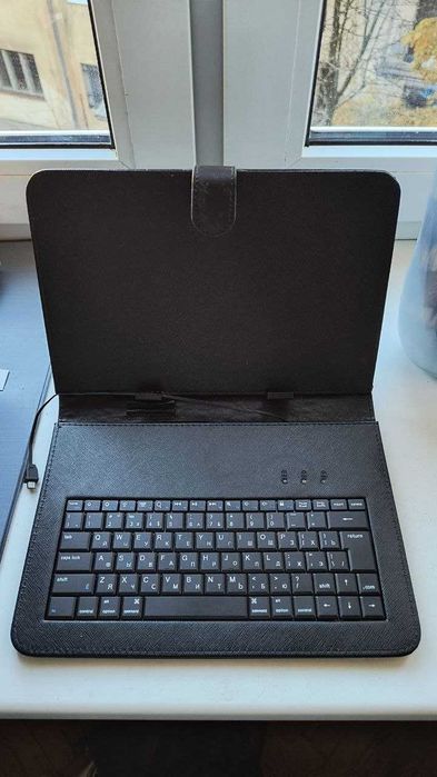 Чохол CASE з мікропровідною клавіатурою під роз'єм mini usb.