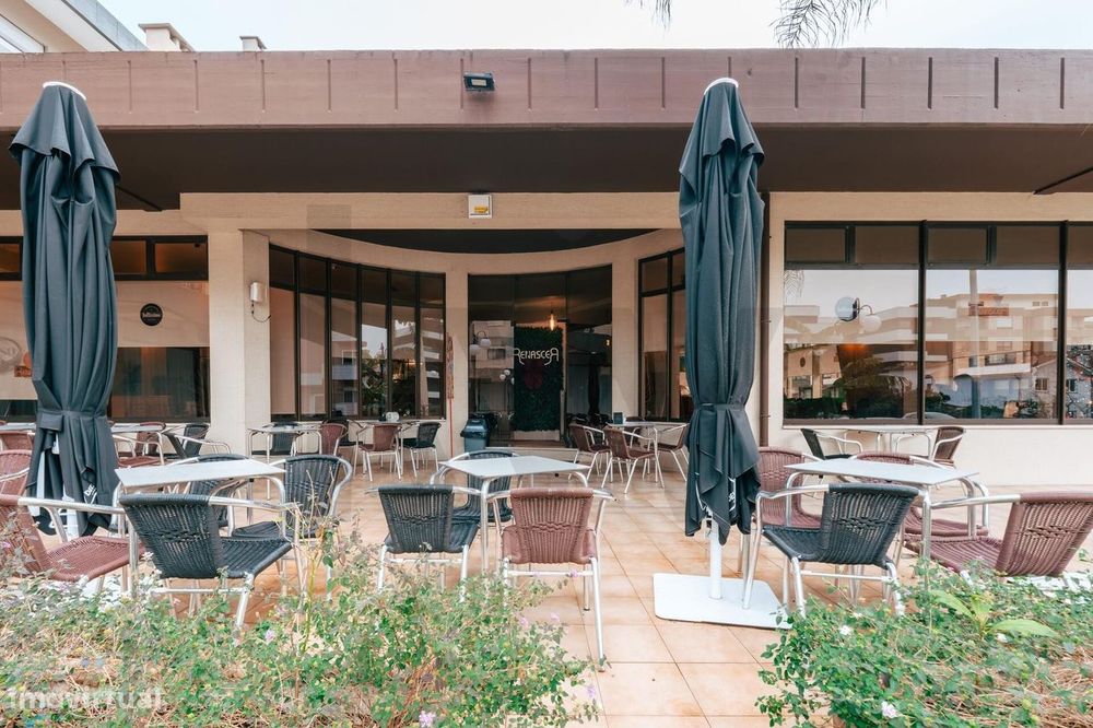 Excelente Oportunidade De Negócio! Pastelaria E Restaurante