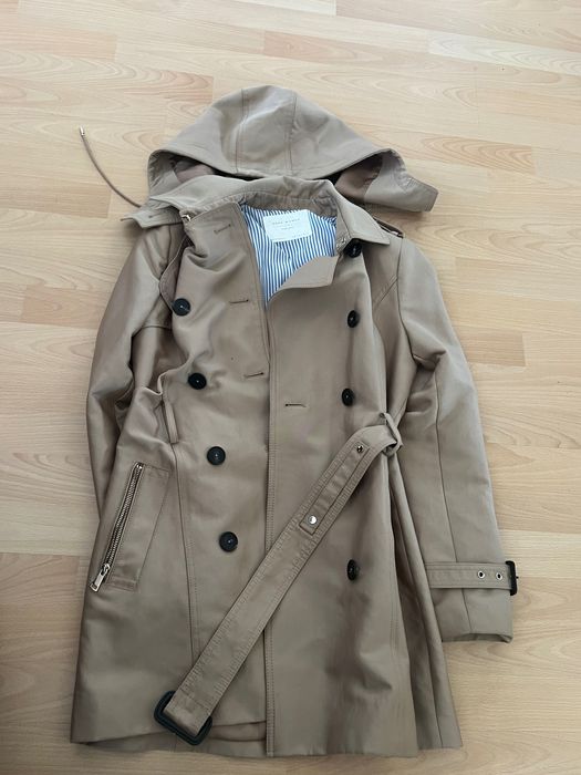 Пальто для дитини осіння