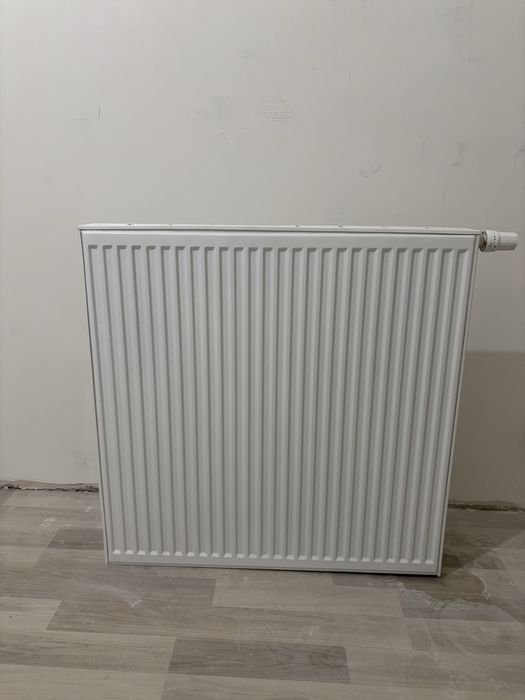 Kaloryfer grzejnik aluminiowy 90 x 90