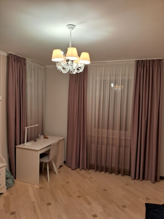 Штори і тюль ( темно-бузковий колір)