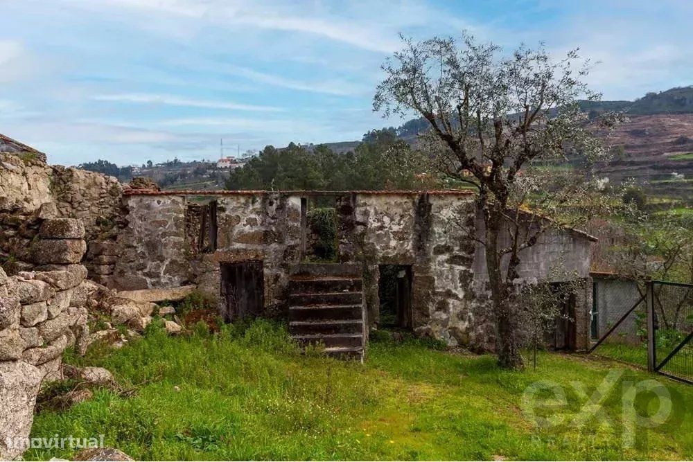 Moradia T2 | Vistas Sobre Sobre O Vale Do Douro