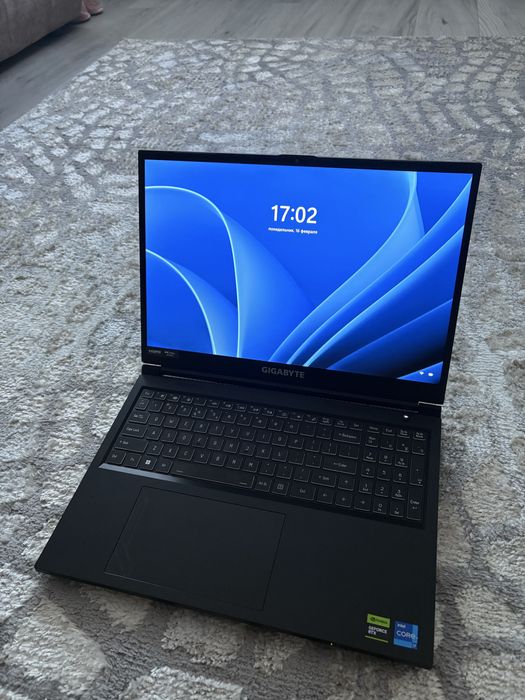 Laptop GigaByte G6X