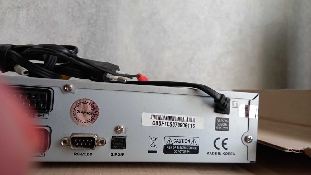 Супутниковий ресивер, тюнер OPENBOX 800