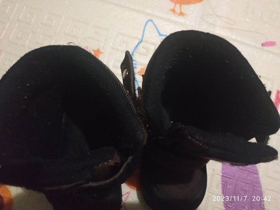 Ортопедичні чобітки демосезонні.