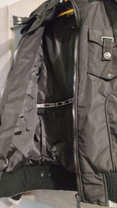 Kurtka męska /młodzieżowa M nowa
