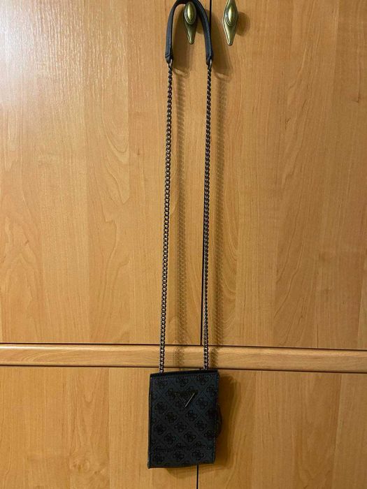 Жіноча сумочка GUESS