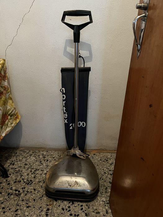 Enceradora máquina de encerar