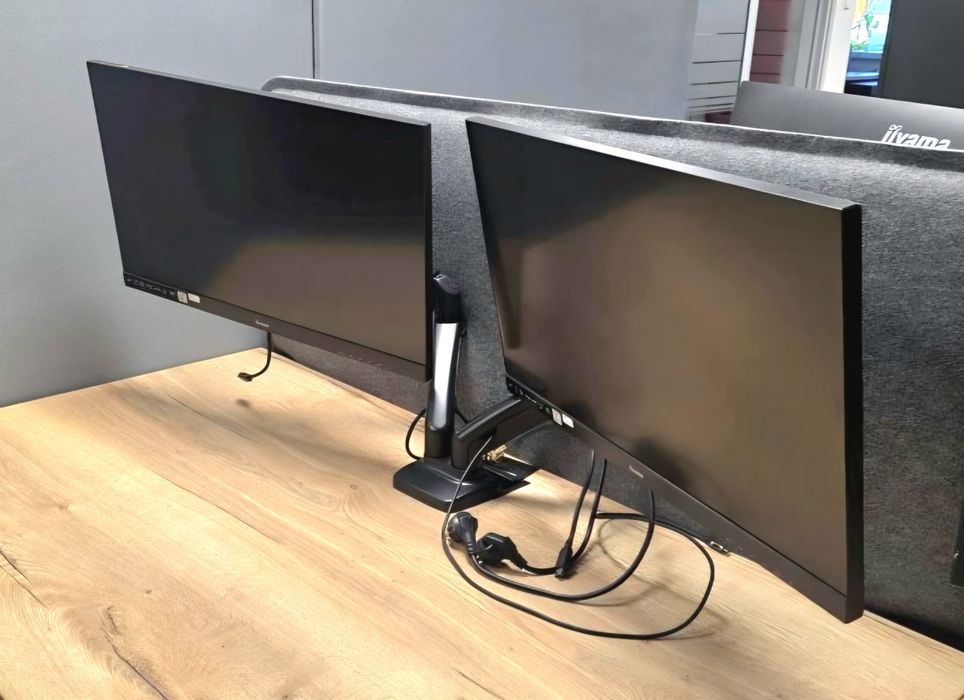 Uchwyt do 2  monitorów Gembird podwójny