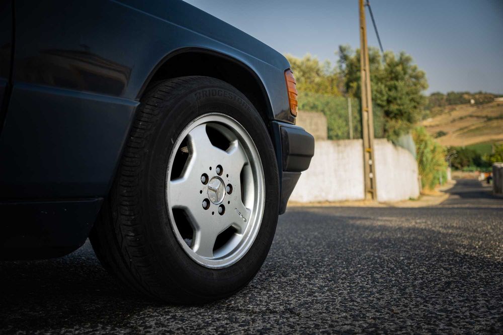 Mercedes 190E 1.8