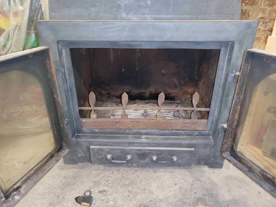 Kominek z płaszczem wodnym