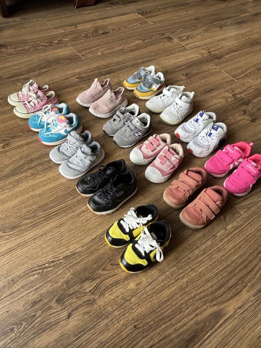Дитячі кросівки Nike, New Balance, H&M, Kappa та ін