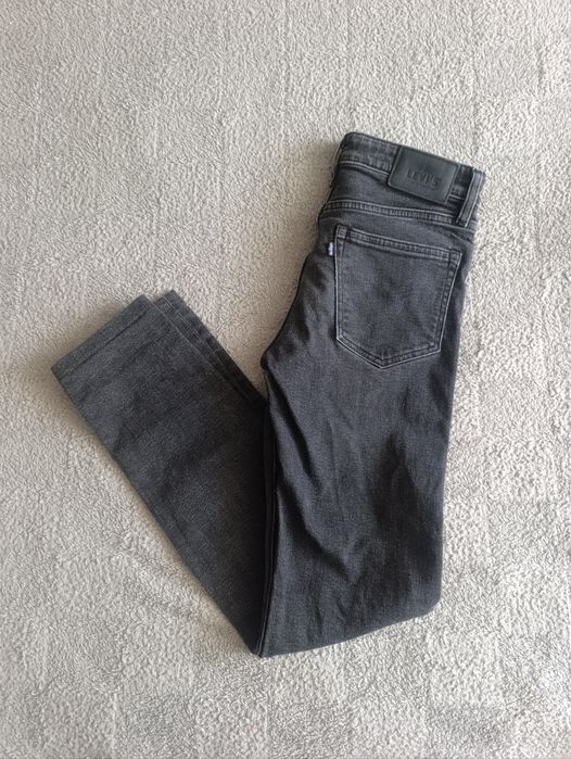 Джинси Levis на підлітка