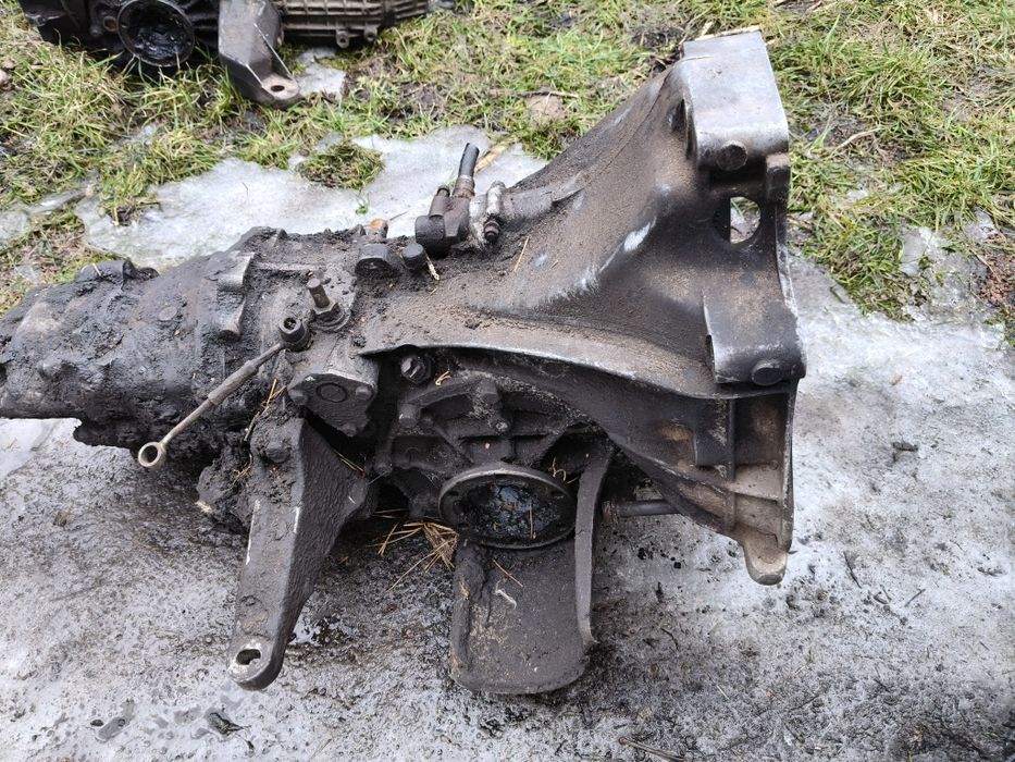 Коробка передач МКПП Ауді 100 с3 2.0 бензин