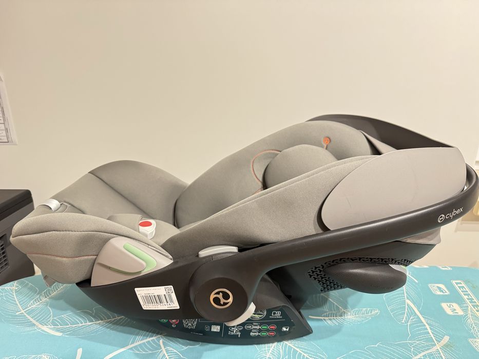 Автокрісло Cybex Cloud G i-Size (Lava Grey)