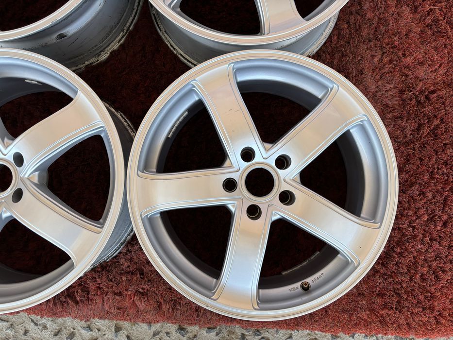 Mazda Kia Hyundai Mitsubishi Renault Nissan R18 5x114,3