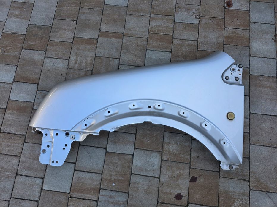 Ford tourneo connect 03-13 błotnik lewy przód srebrny wysyłka