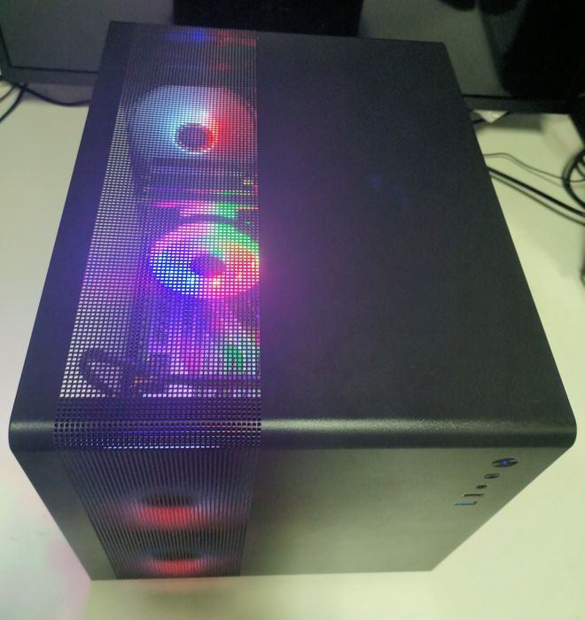 PC Gamer Core i7 5960(E3 2667 v3)3,4ghz +RX 580 8gb+16gb+740gb HD/SSD