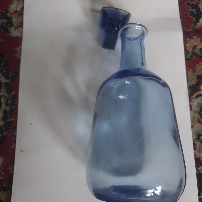Графин для водки. Синее стекло. Винтаж. Эпоха ссср.